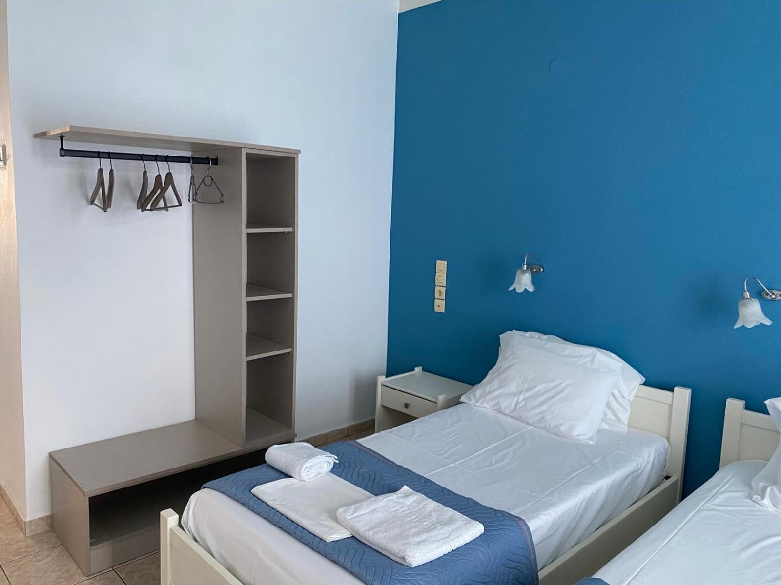 Faros Rooms Loutró Extérieur photo